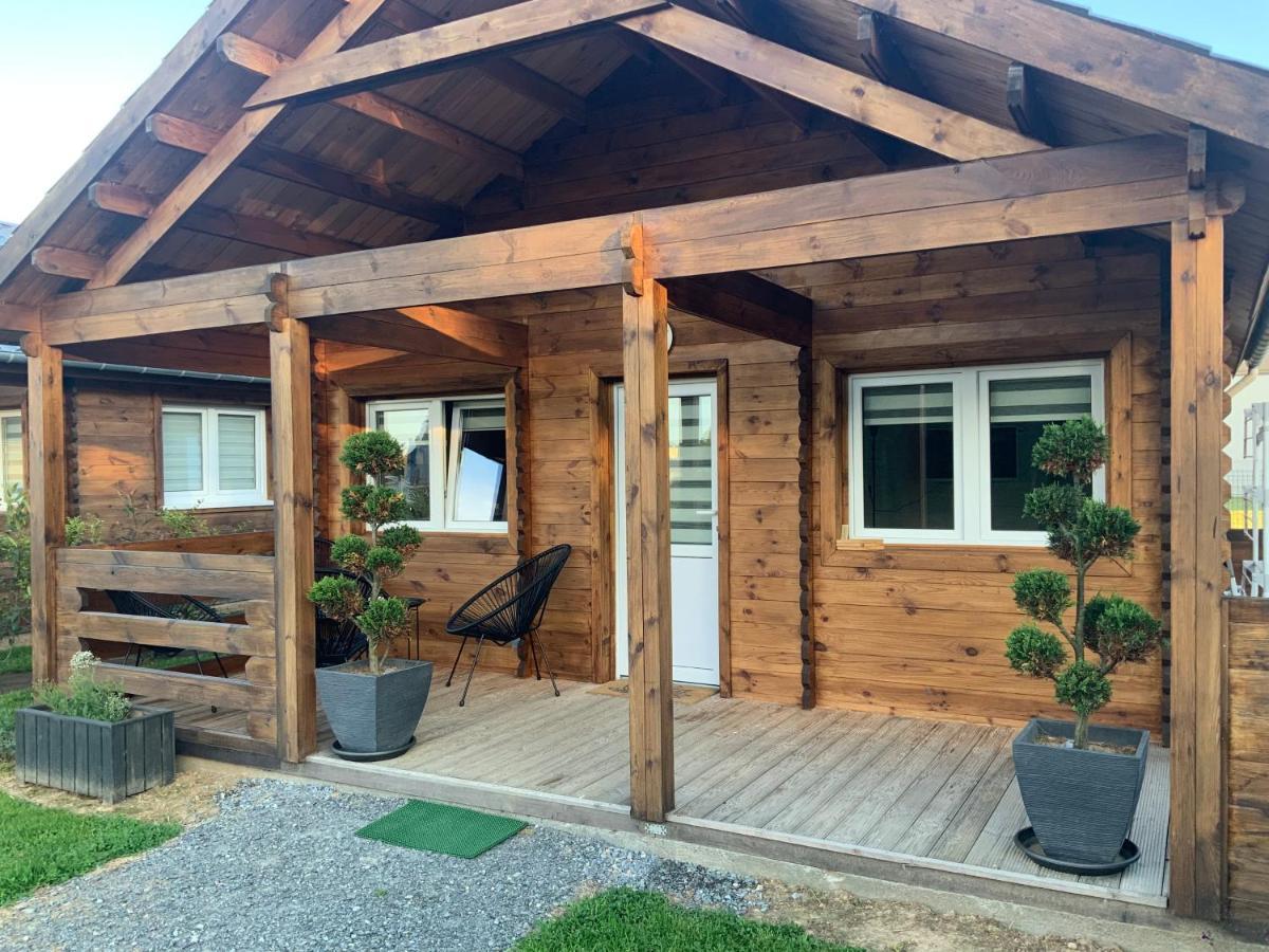 Hermival-les-Vaux Le Chalet De Vacancesヴィラ エクステリア 写真